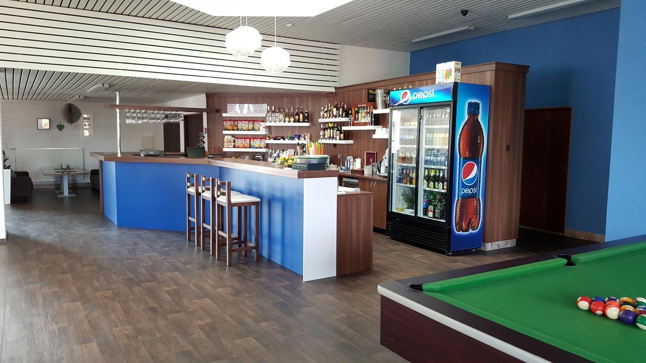 Hotel Banik Nitrianske Rudno Esterno foto