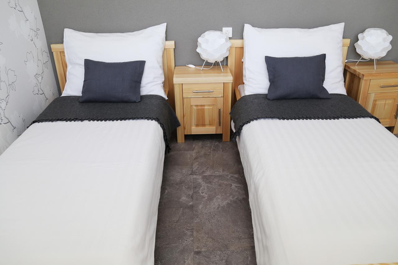 Hotel Banik Nitrianske Rudno Esterno foto
